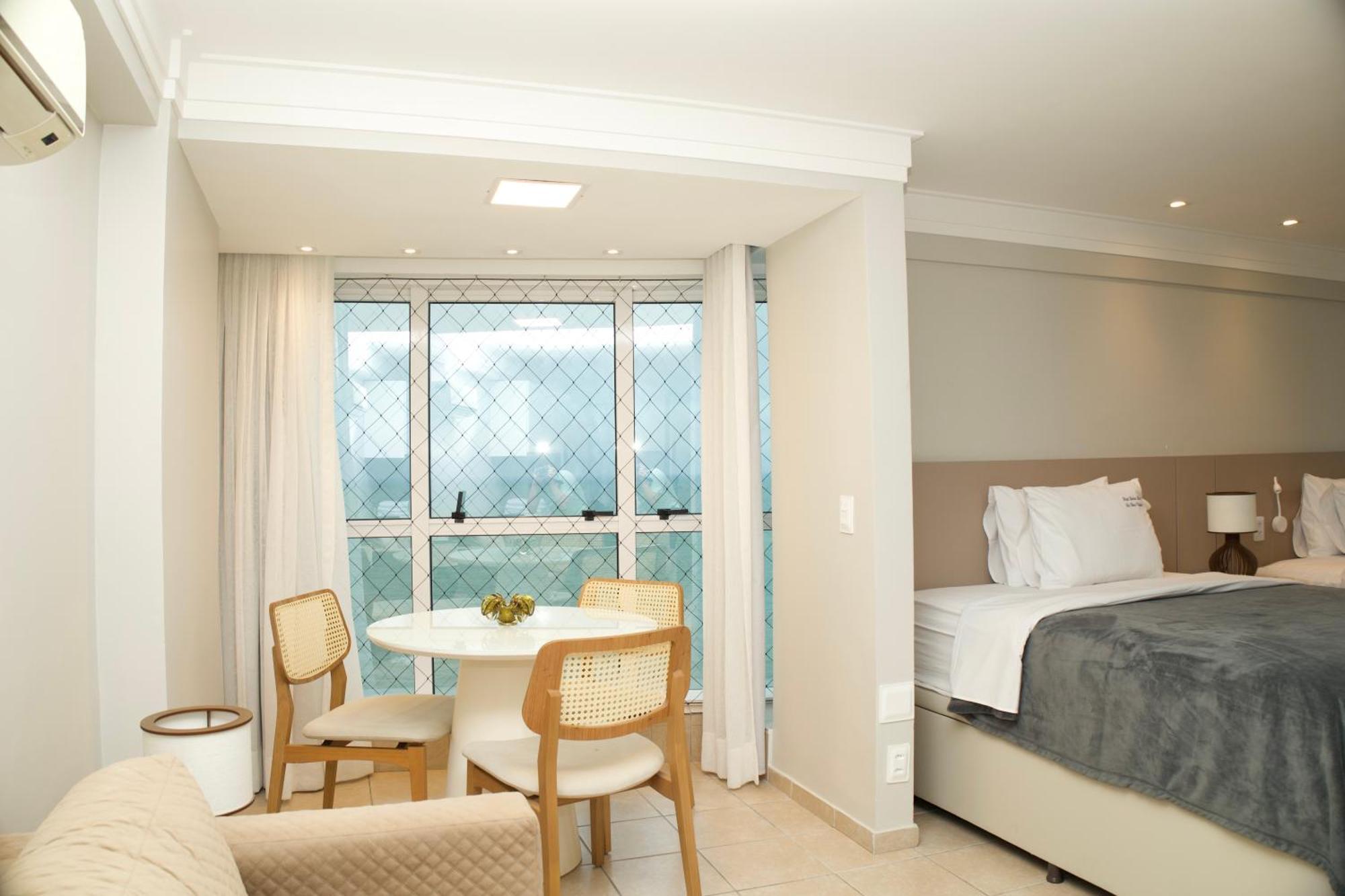 2704 Flat Beira Mar Av Boa Viagem Vista Deslumbrante E Com Cozinha Aparthotel *